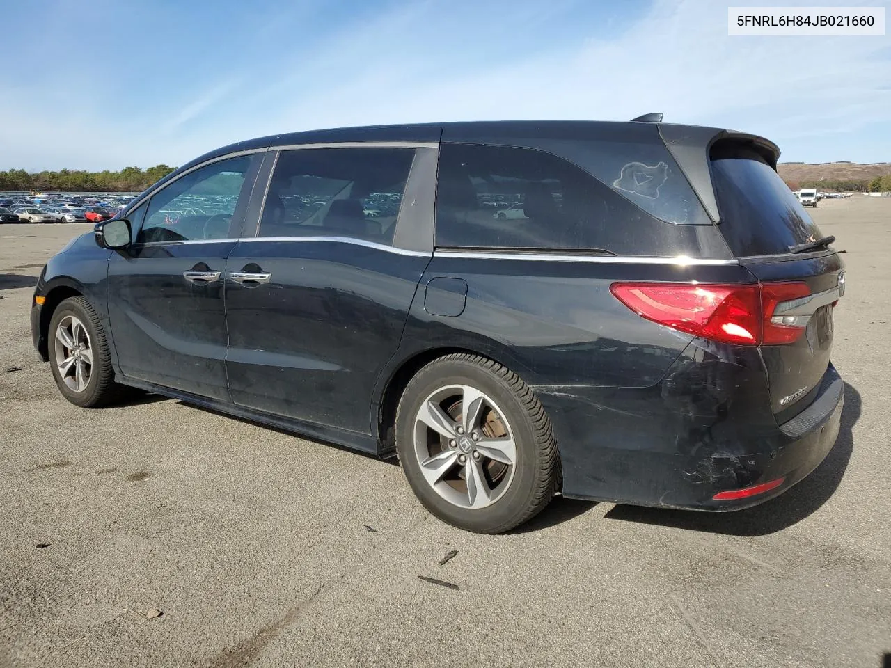 2018 Honda Odyssey Touring VIN: 5FNRL6H84JB021660 Lot: 80261474