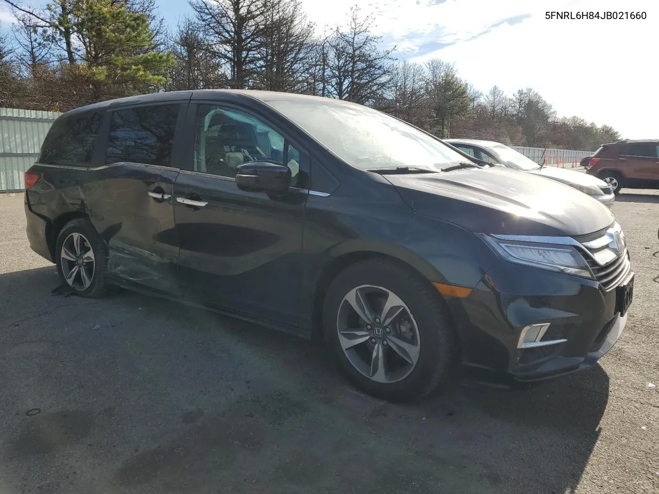 2018 Honda Odyssey Touring VIN: 5FNRL6H84JB021660 Lot: 80261474