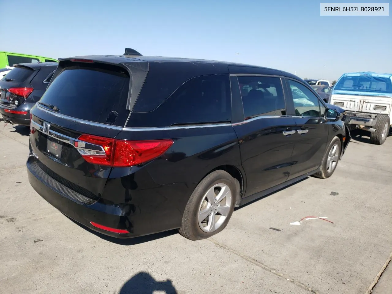 5FNRL6H57LB028921 2020 Honda Odyssey Ex