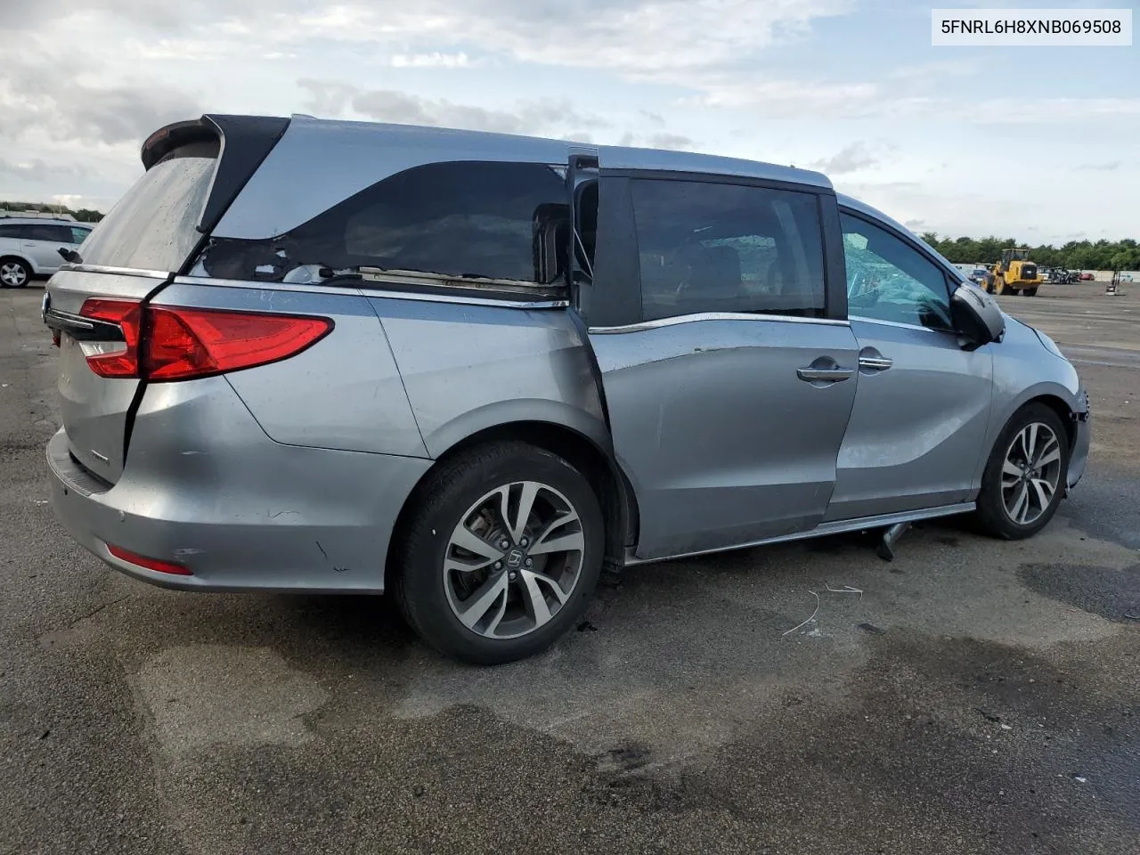 2022 Honda Odyssey Touring VIN: 5FNRL6H8XNB069508 Lot: 68813314