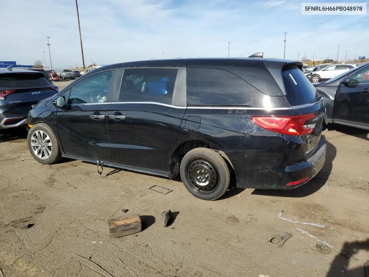 5FNRL6H66PB048978 2023 Honda Odyssey Exl