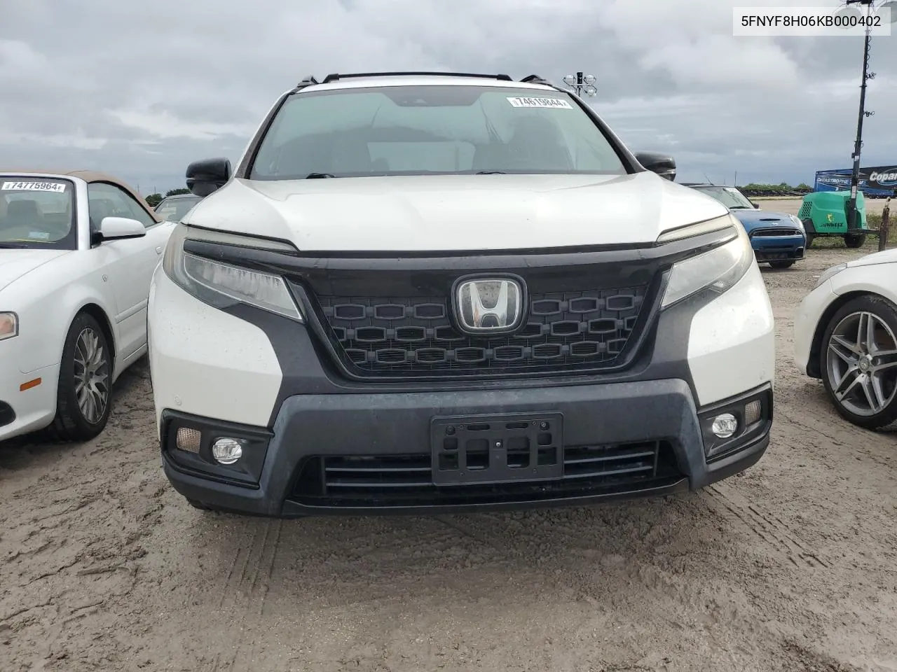 2019 Honda Passport Elite VIN: 5FNYF8H06KB000402 Lot: 74619844