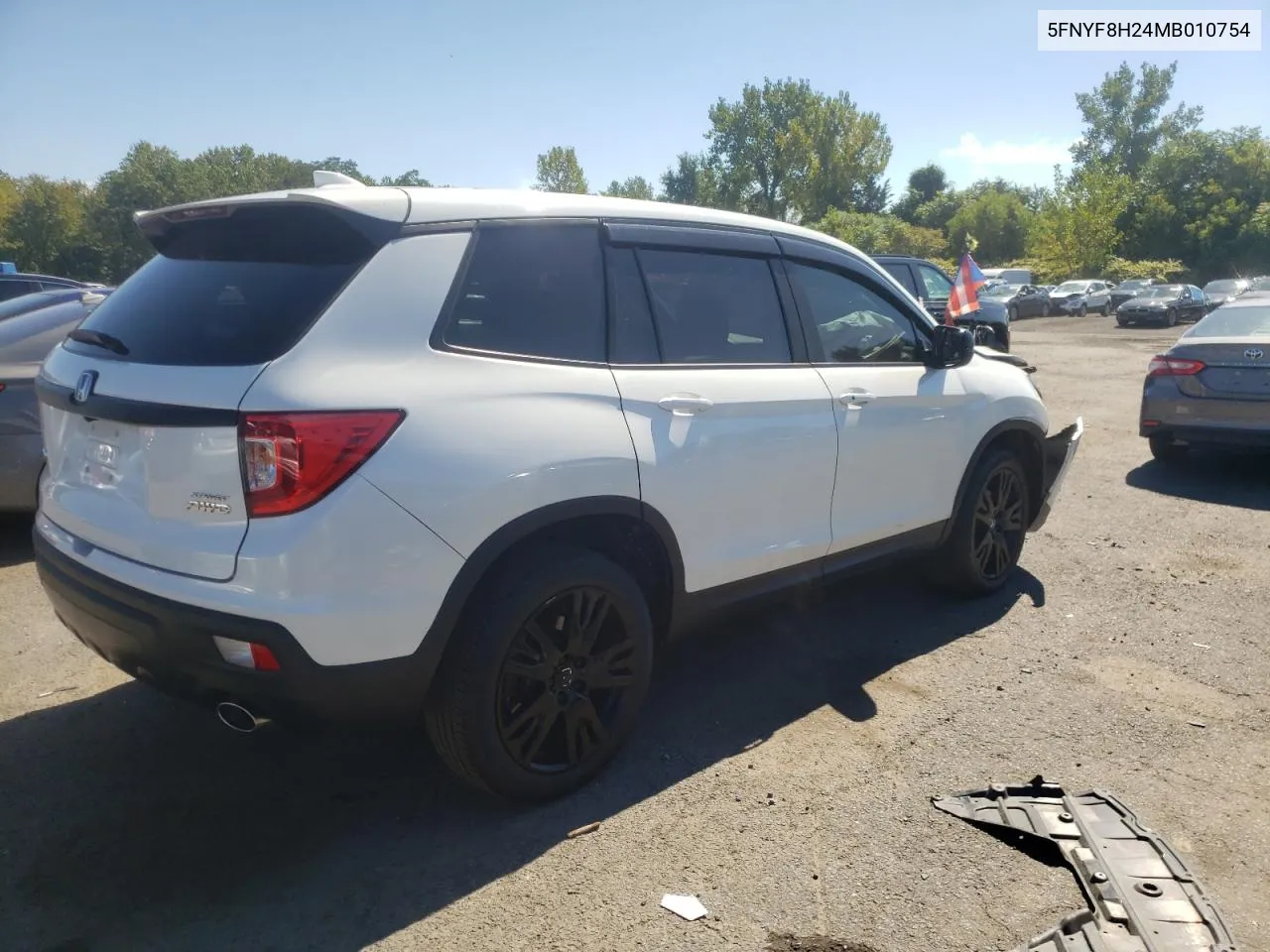 2021 Honda Passport Sport VIN: 5FNYF8H24MB010754 Lot: 70254134