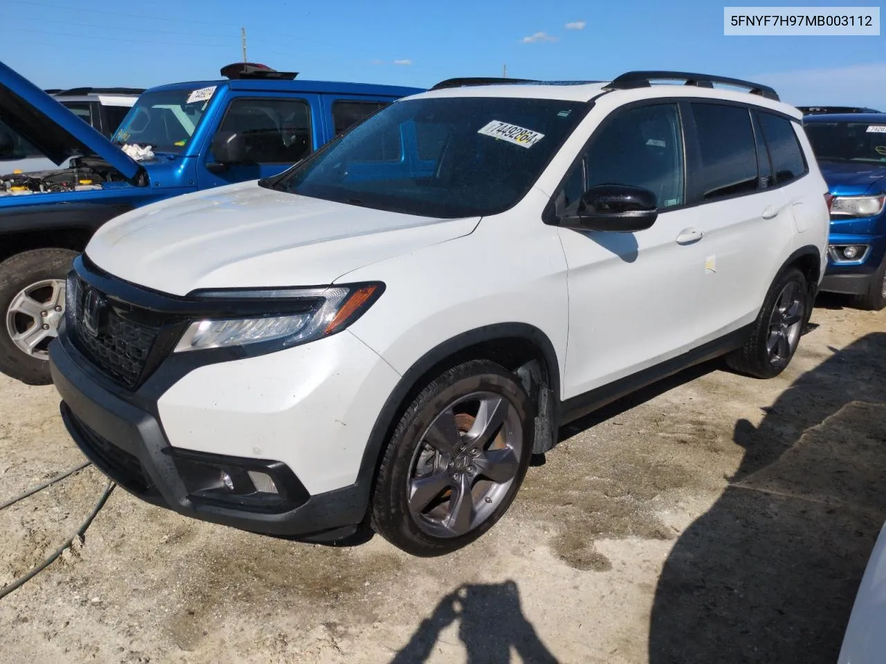 2021 Honda Passport Touring VIN: 5FNYF7H97MB003112 Lot: 74492864