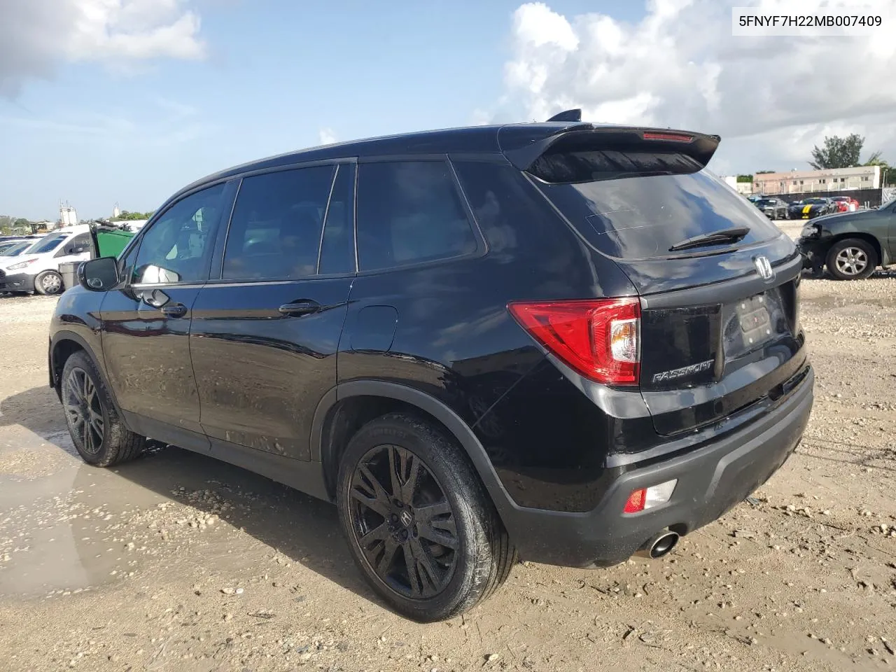 2021 Honda Passport Sport VIN: 5FNYF7H22MB007409 Lot: 74889874