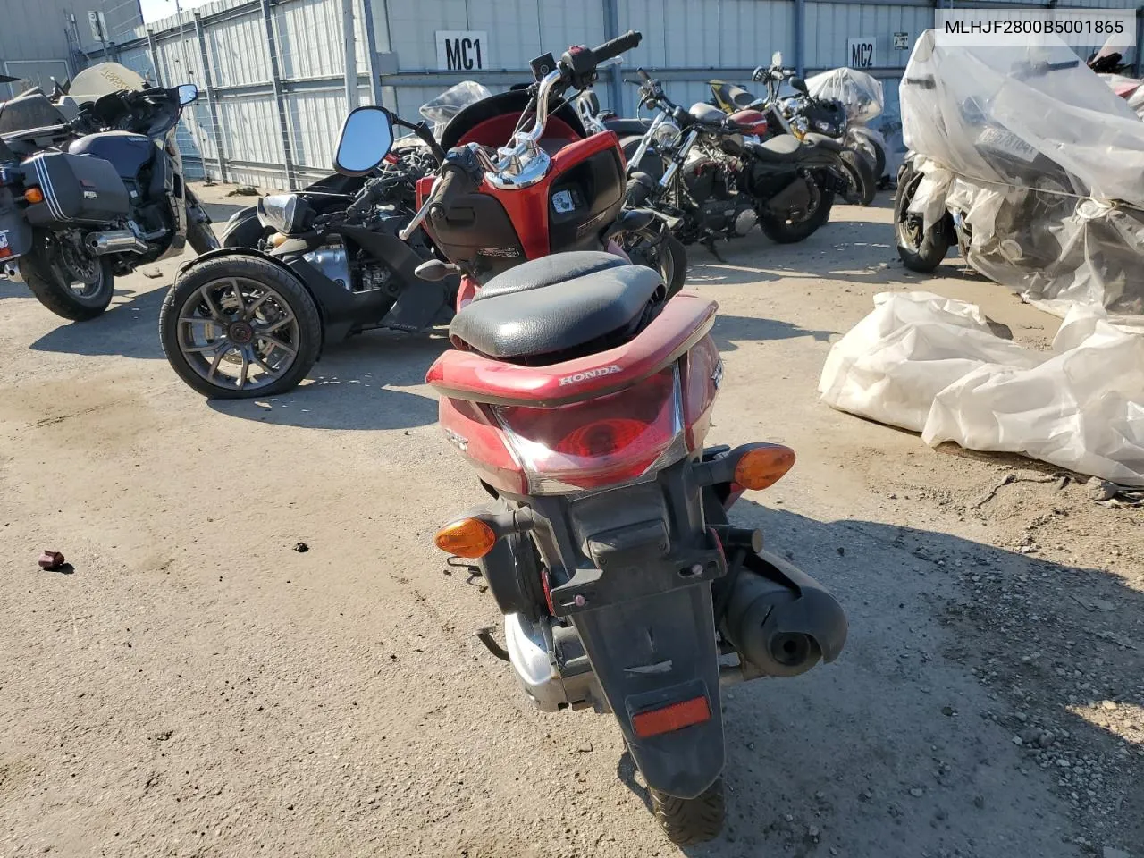 2011 Honda Pcx VIN: MLHJF2800B5001865 Lot: 74023084