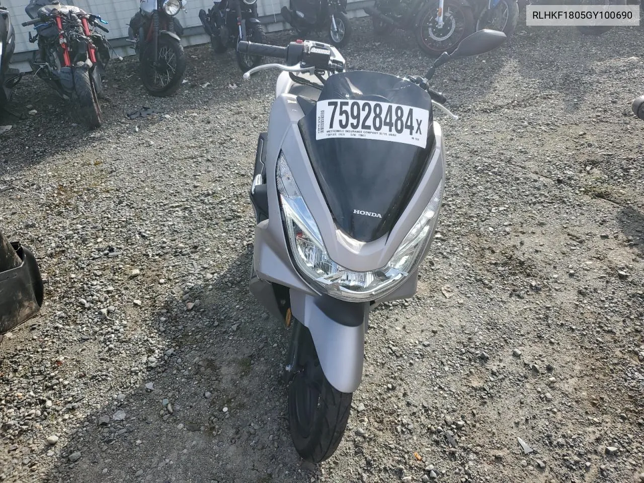 RLHKF1805GY100690 2016 Honda Pcx 150