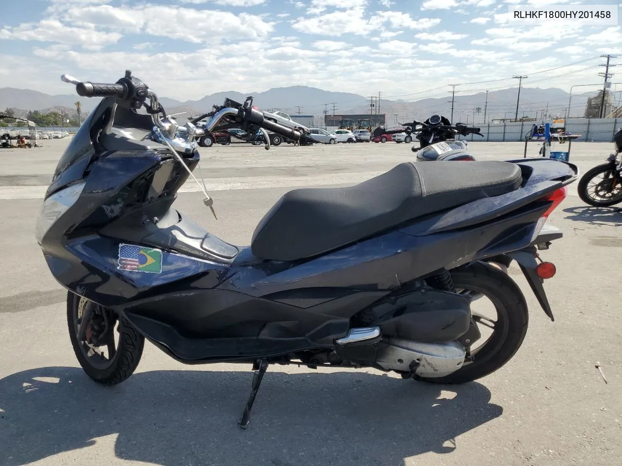 RLHKF1800HY201458 2017 Honda Pcx 150