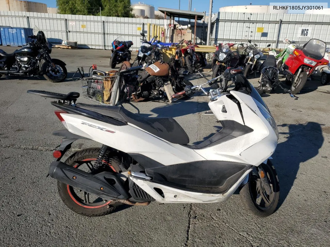 2018 Honda Pcx 150 VIN: RLHKF1805JY301061 Lot: 76627994