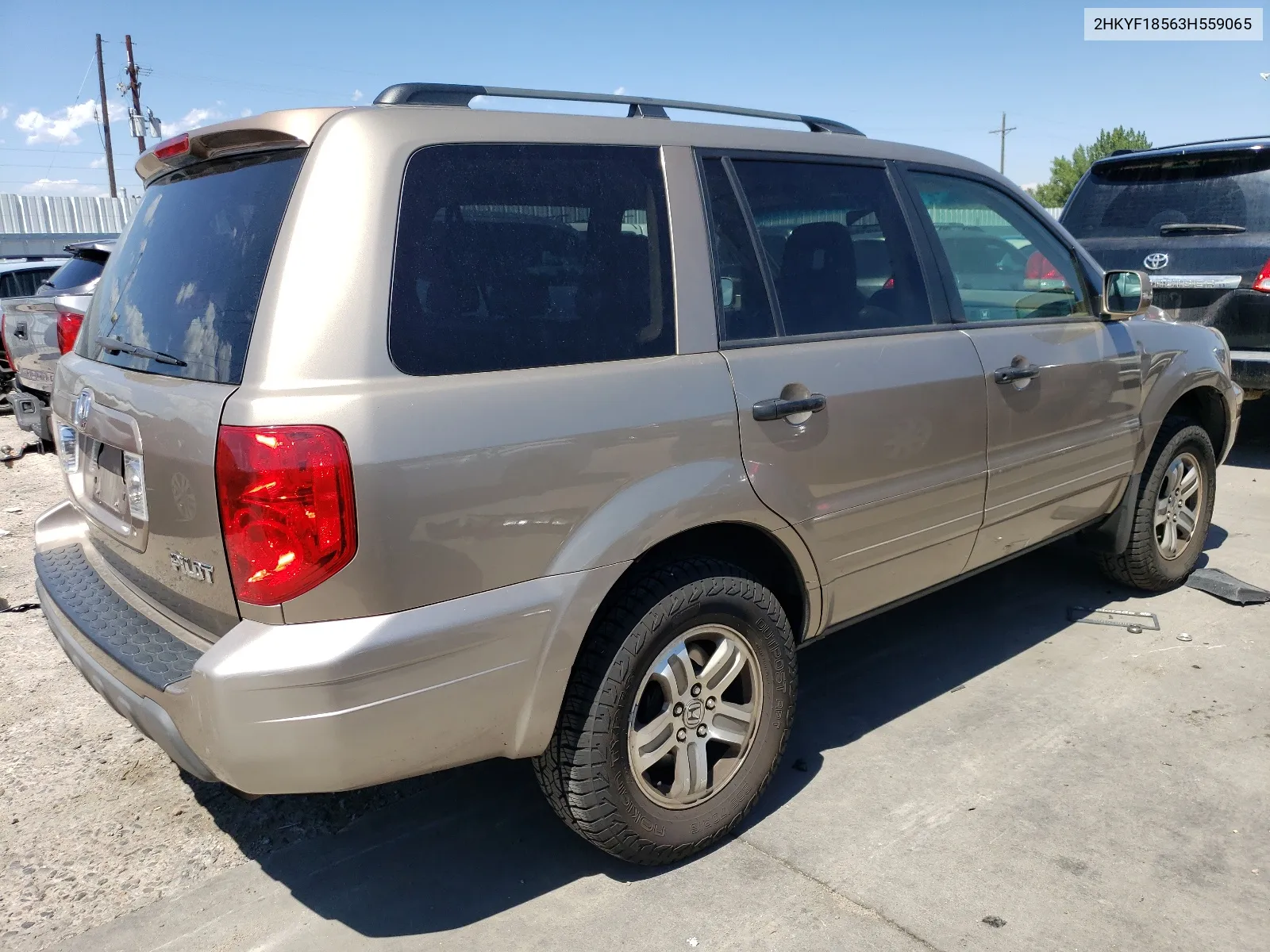 2003 Honda Pilot Exl VIN: 2HKYF18563H559065 Lot: 67594334