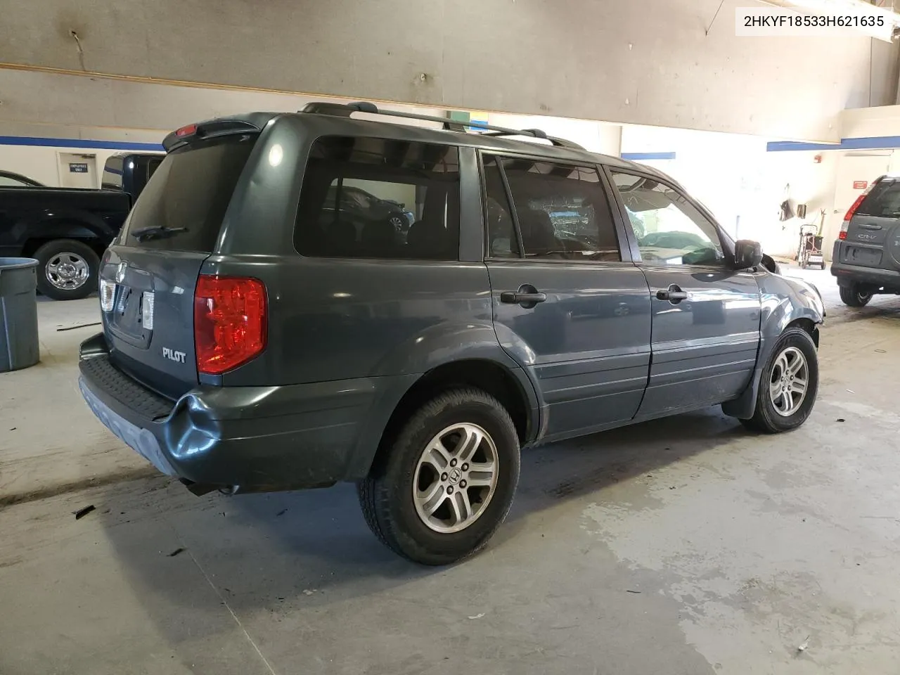 2003 Honda Pilot Exl VIN: 2HKYF18533H621635 Lot: 70515704