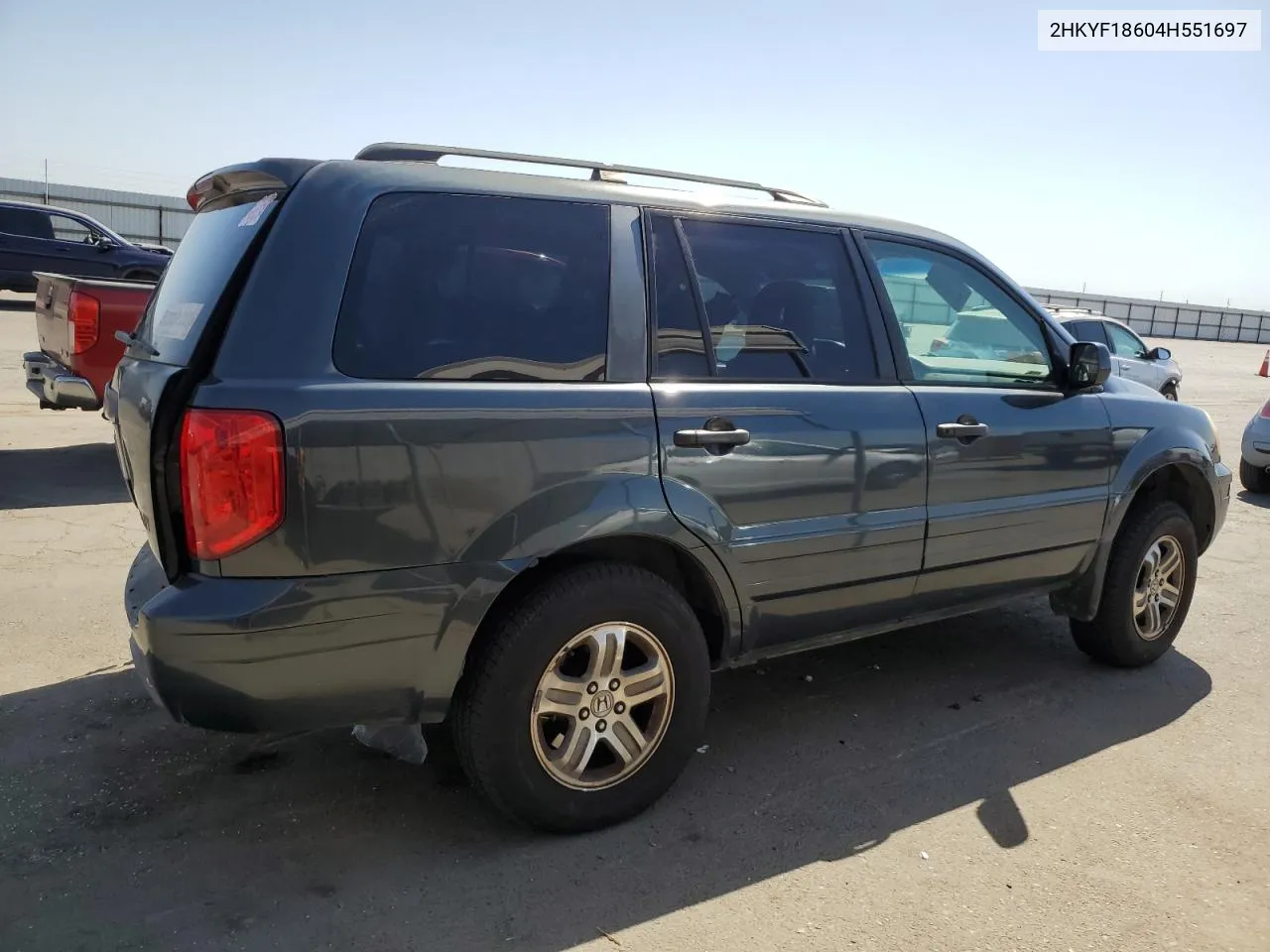 2004 Honda Pilot Exl VIN: 2HKYF18604H551697 Lot: 73060204