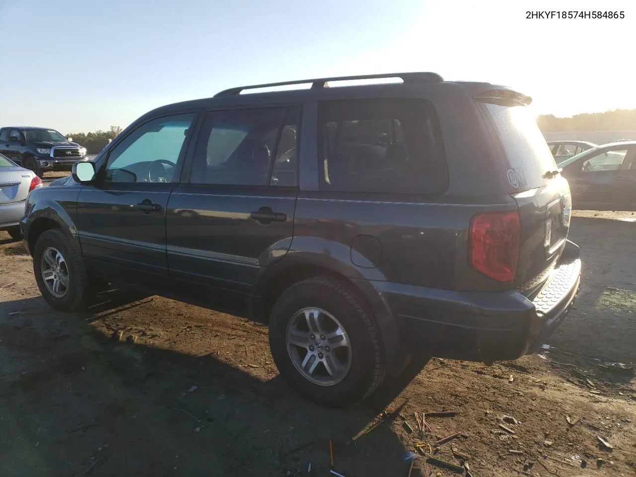 2004 Honda Pilot Exl VIN: 2HKYF18574H584865 Lot: 76927384