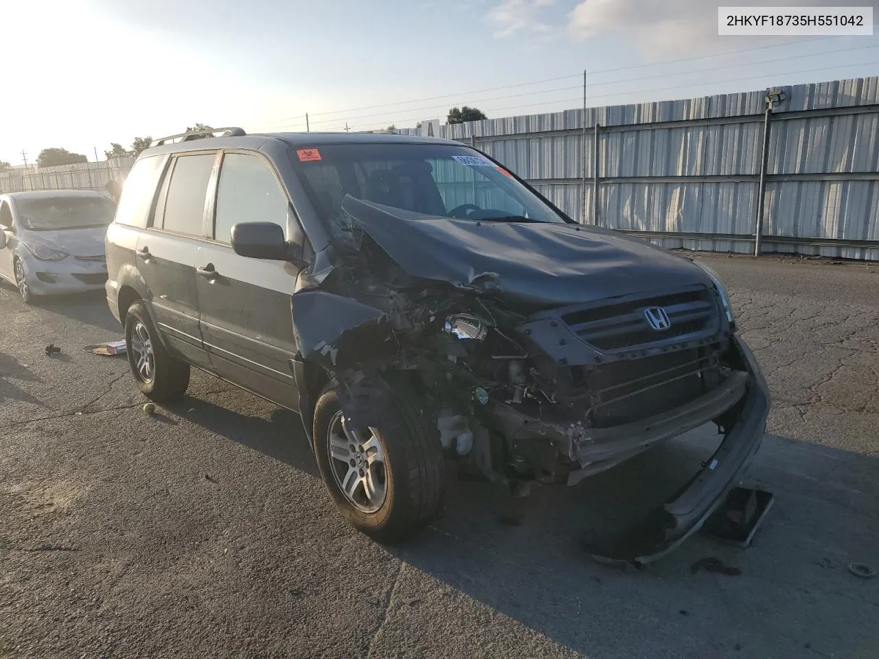 2005 Honda Pilot Exl VIN: 2HKYF18735H551042 Lot: 68436134