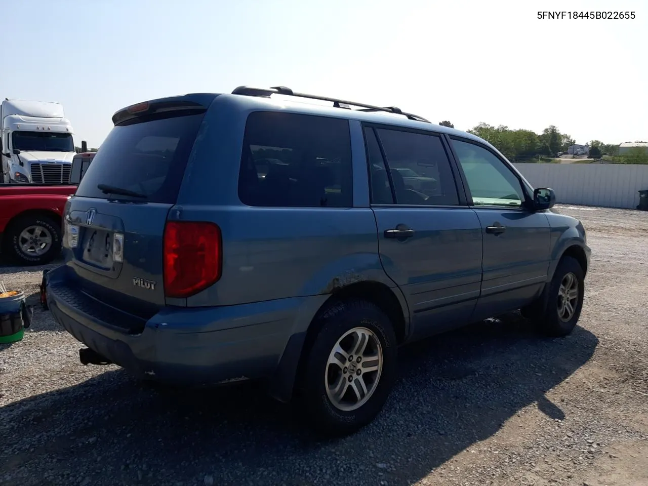 5FNYF18445B022655 2005 Honda Pilot Ex