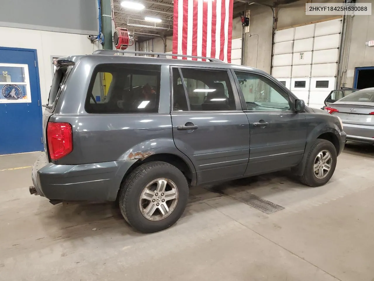 2005 Honda Pilot Ex VIN: 2HKYF18425H530088 Lot: 76830604