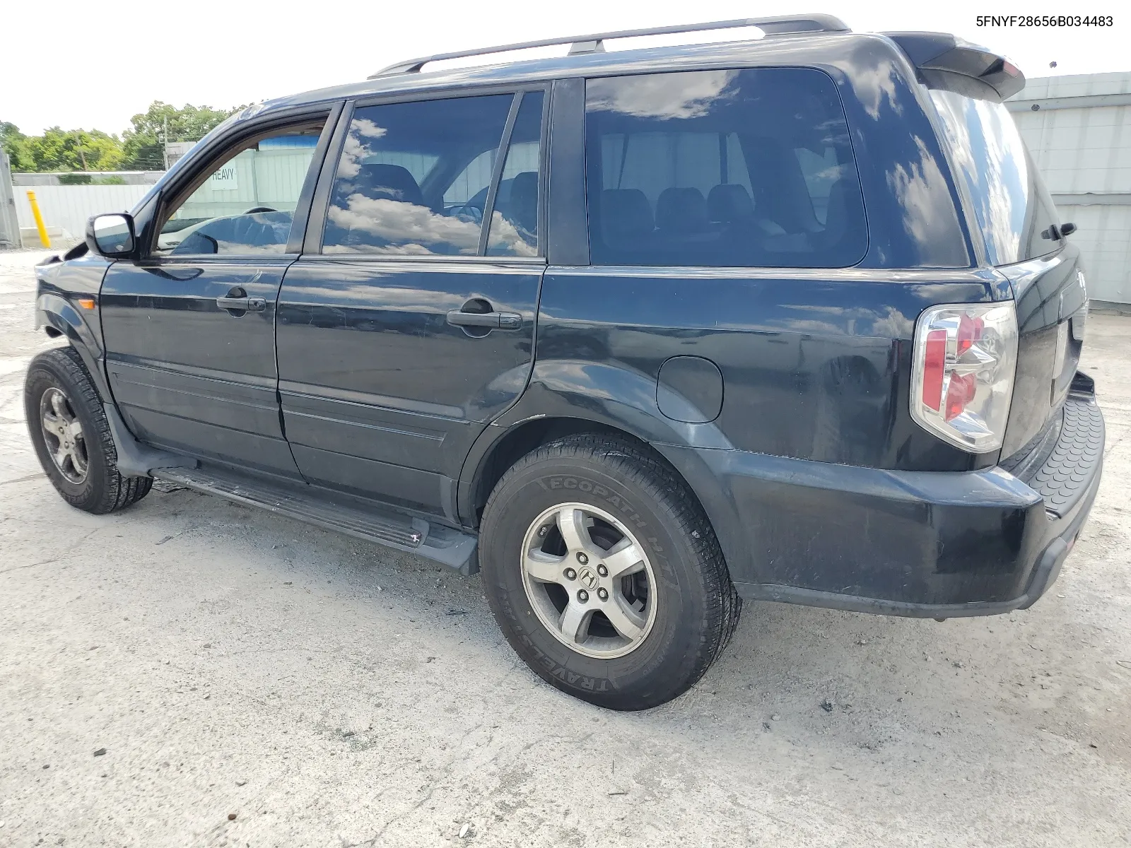 5FNYF28656B034483 2006 Honda Pilot Ex