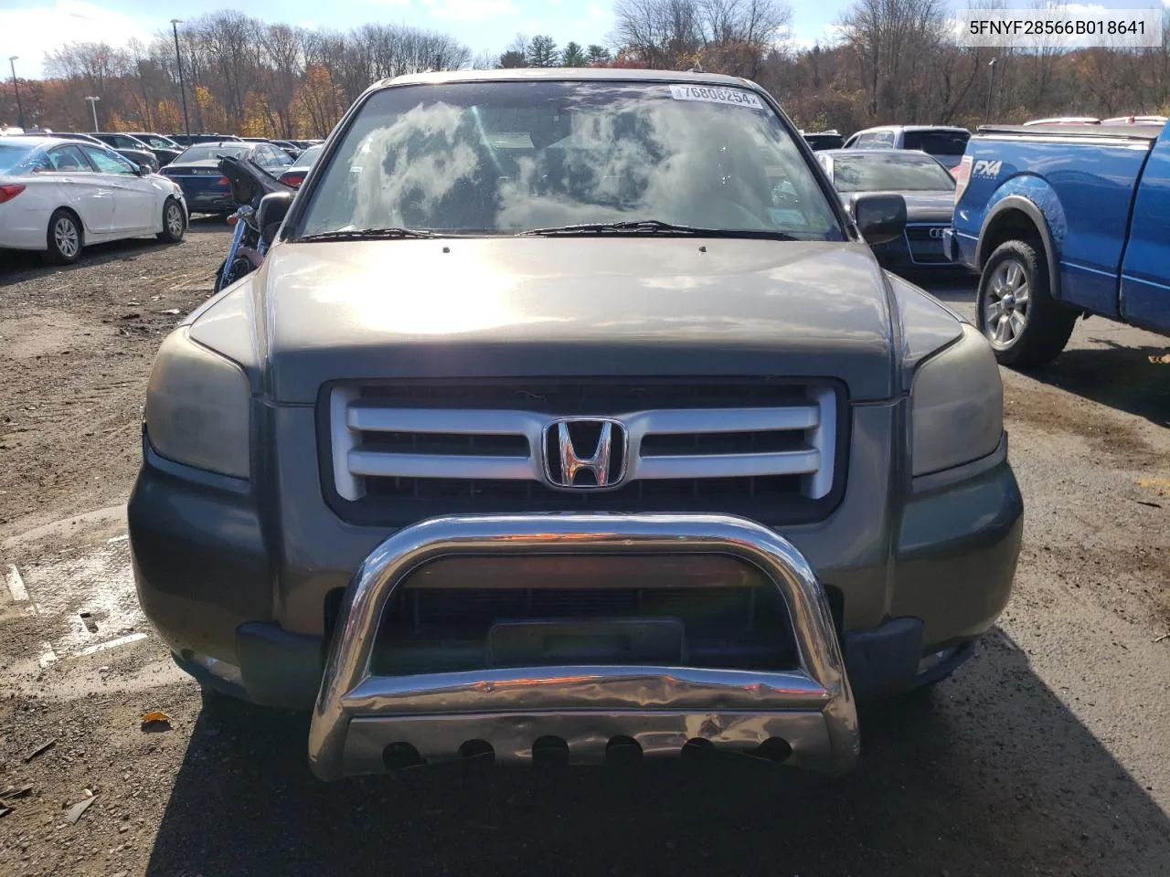 2006 Honda Pilot Ex VIN: 5FNYF28566B018641 Lot: 76808254