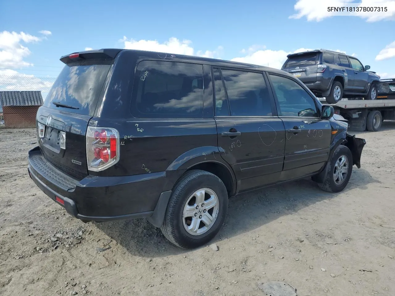 2007 Honda Pilot Lx VIN: 5FNYF18137B007315 Lot: 73185304