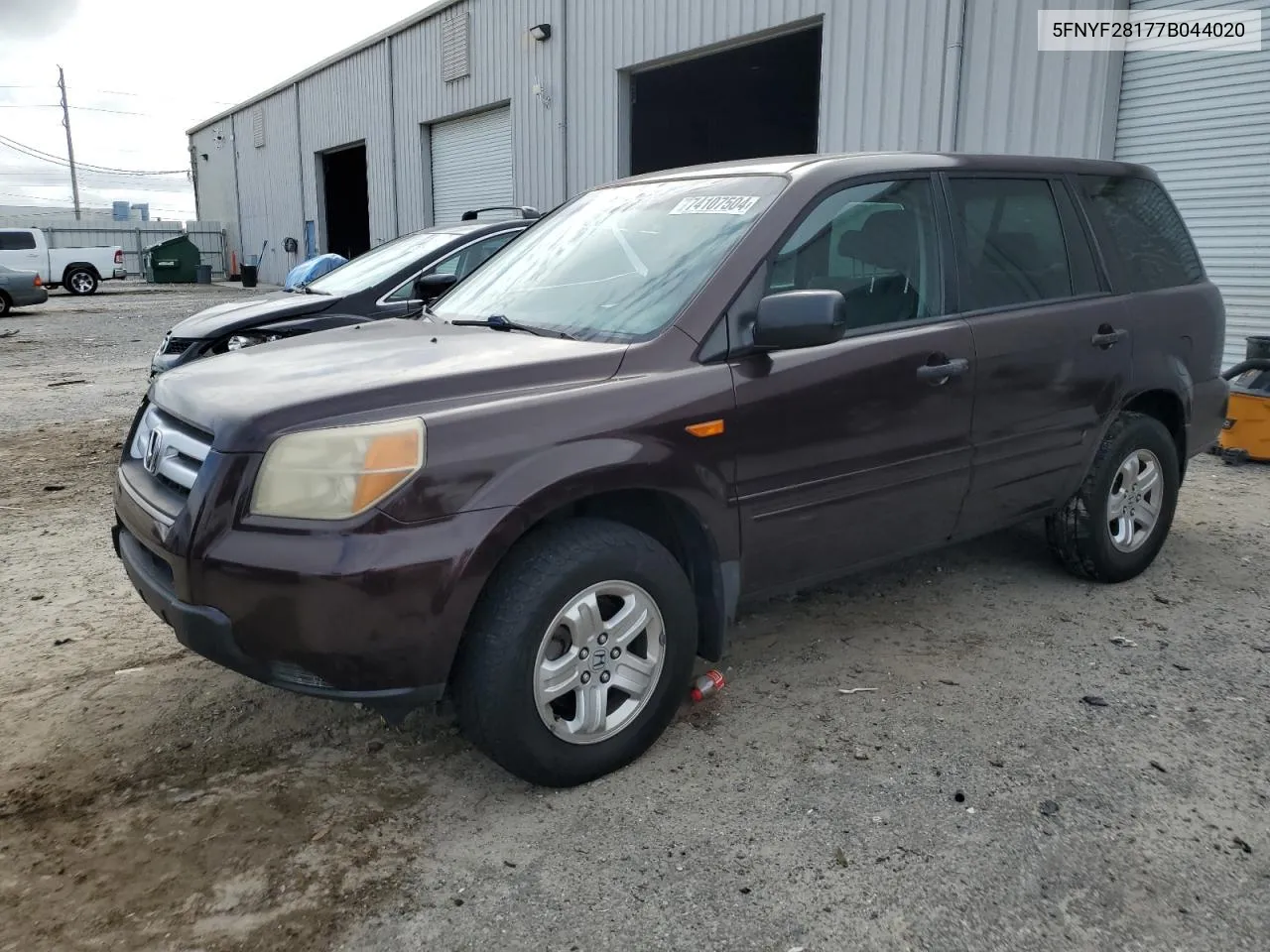 2007 Honda Pilot Lx VIN: 5FNYF28177B044020 Lot: 74107504