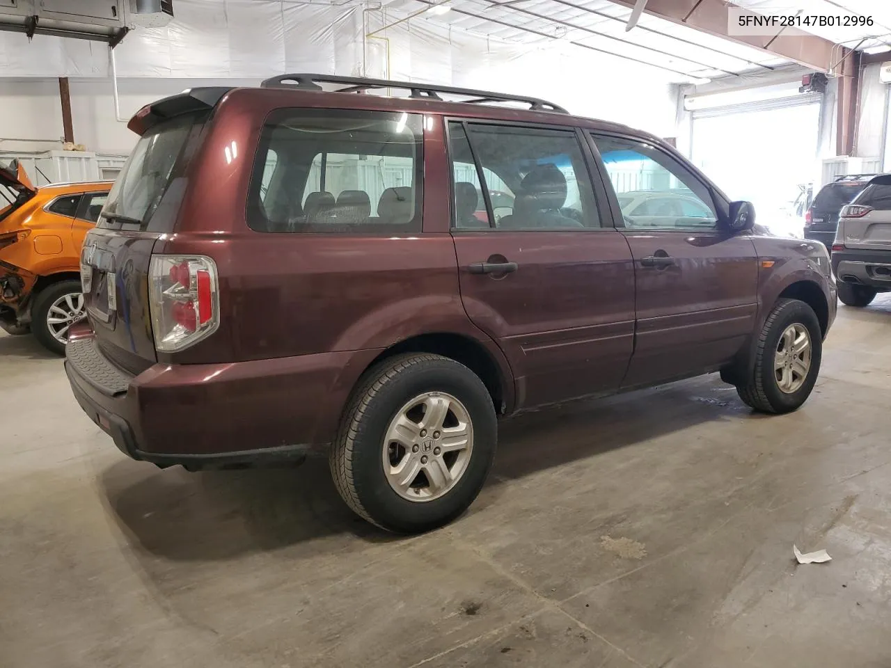 2007 Honda Pilot Lx VIN: 5FNYF28147B012996 Lot: 74721554