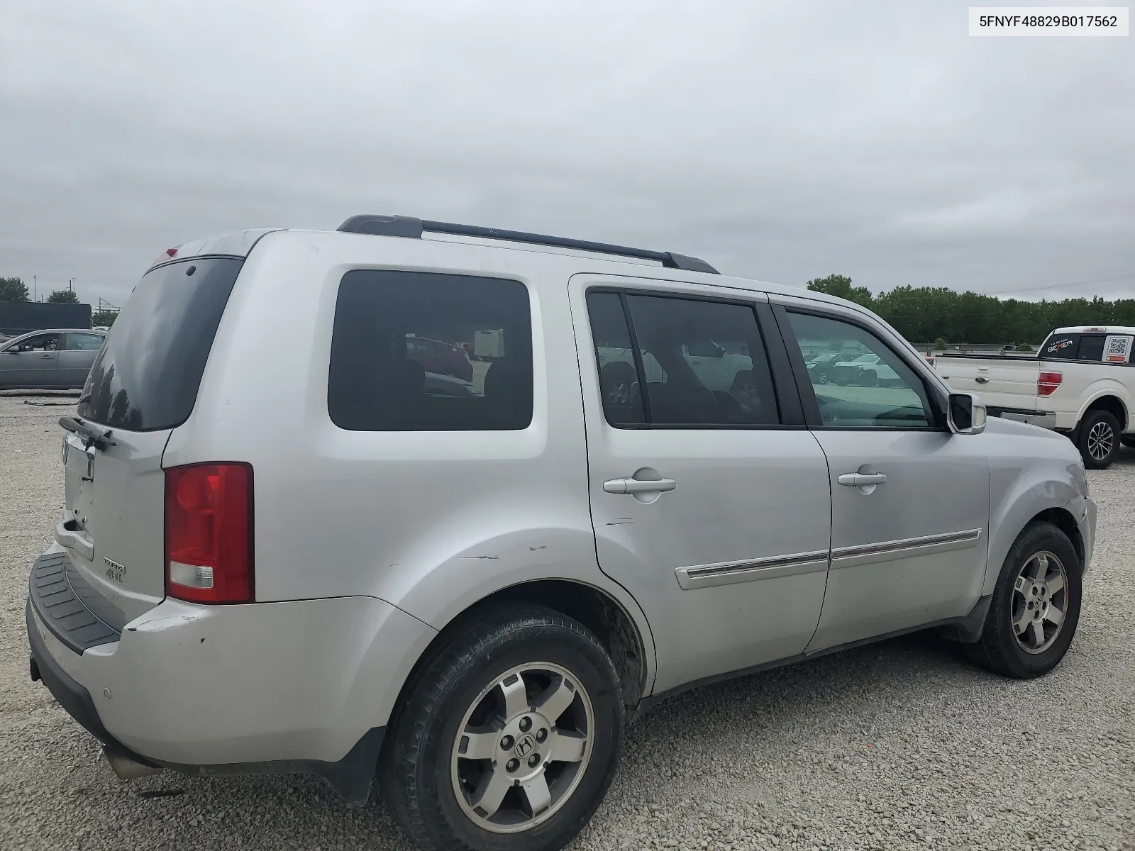 2009 Honda Pilot Touring VIN: 5FNYF48829B017562 Lot: 66135734