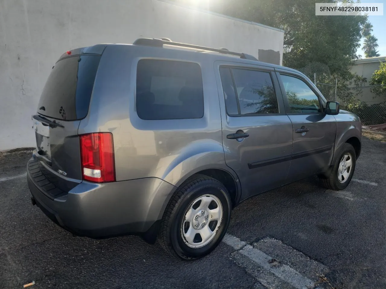 2009 Honda Pilot Lx VIN: 5FNYF48229B038181 Lot: 78099184