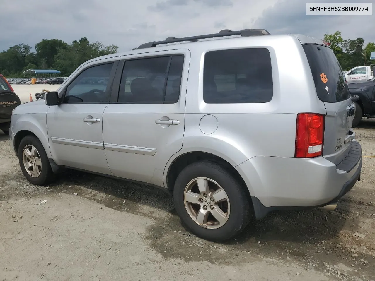 2011 Honda Pilot Exl VIN: 5FNYF3H52BB009774 Lot: 61330114