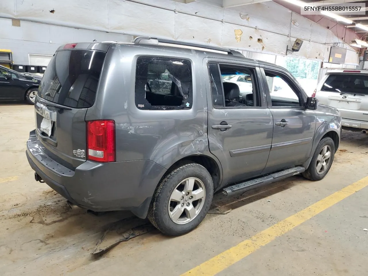 5FNYF4H55BB015557 2011 Honda Pilot Exl