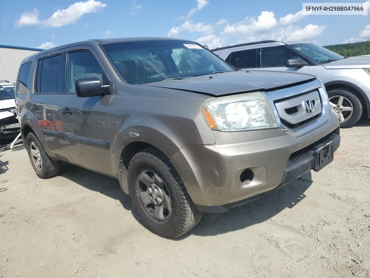 2011 Honda Pilot Lx VIN: 5FNYF4H29BB047966 Lot: 68234434