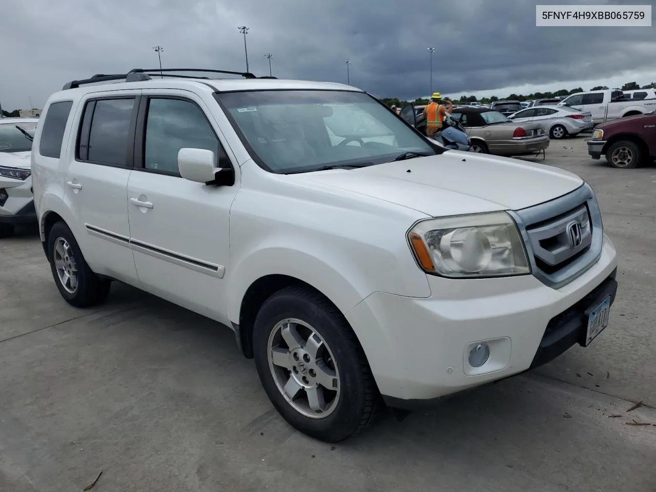 5FNYF4H9XBB065759 2011 Honda Pilot Touring