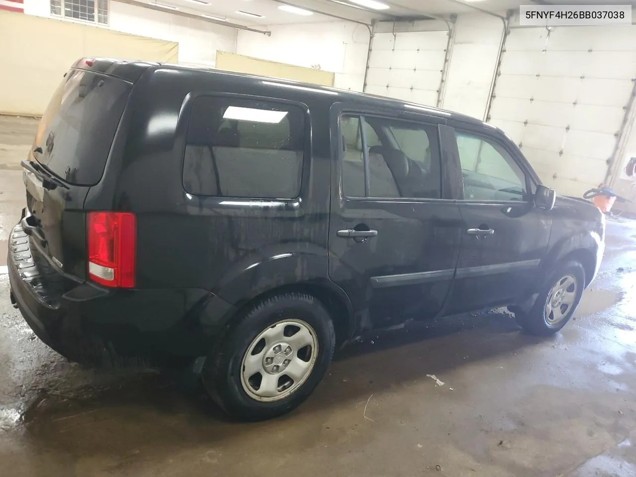 2011 Honda Pilot Lx VIN: 5FNYF4H26BB037038 Lot: 76471904