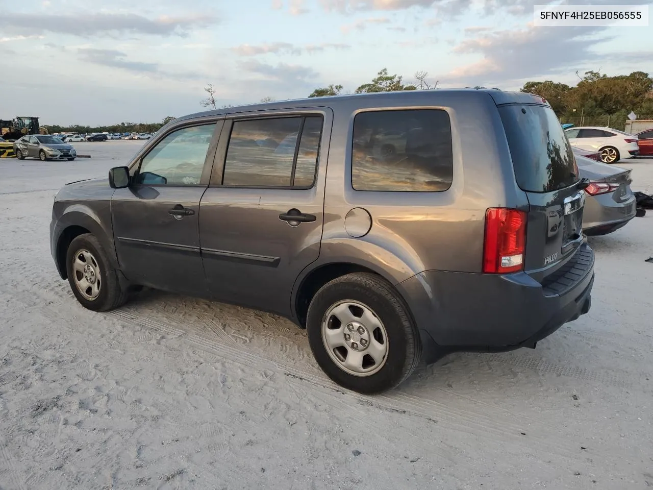 2014 Honda Pilot Lx VIN: 5FNYF4H25EB056555 Lot: 75599054