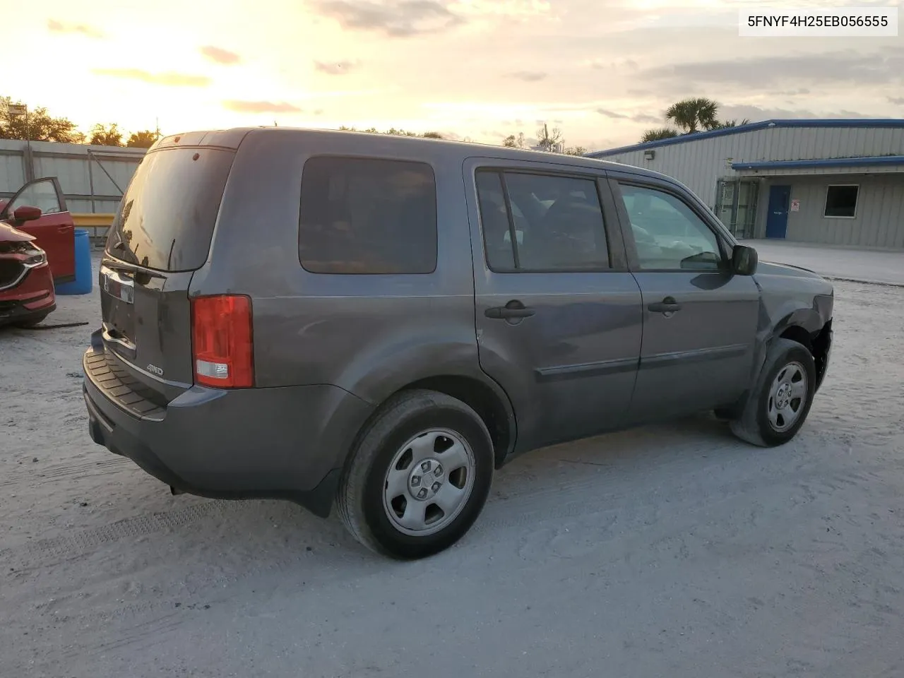 2014 Honda Pilot Lx VIN: 5FNYF4H25EB056555 Lot: 75599054