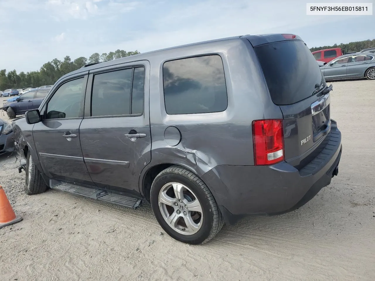 5FNYF3H56EB015811 2014 Honda Pilot Exl