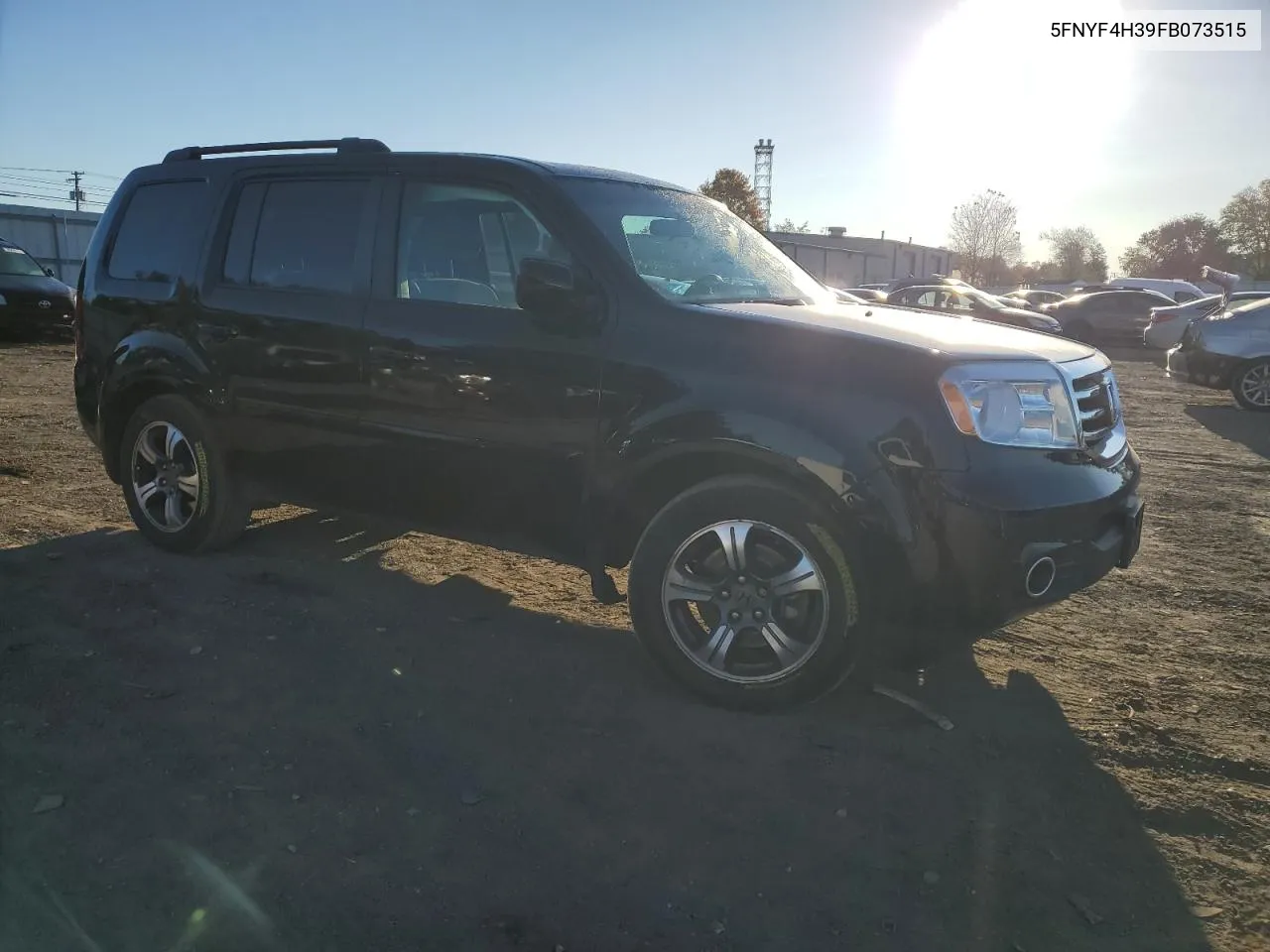 5FNYF4H39FB073515 2015 Honda Pilot Se