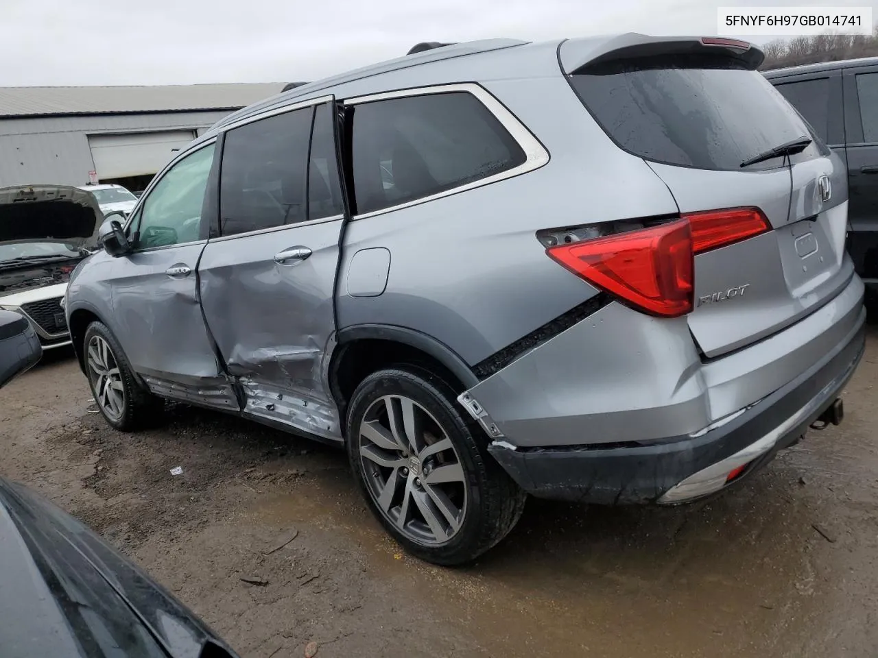 2016 Honda Pilot Touring VIN: 5FNYF6H97GB014741 Lot: 40677204