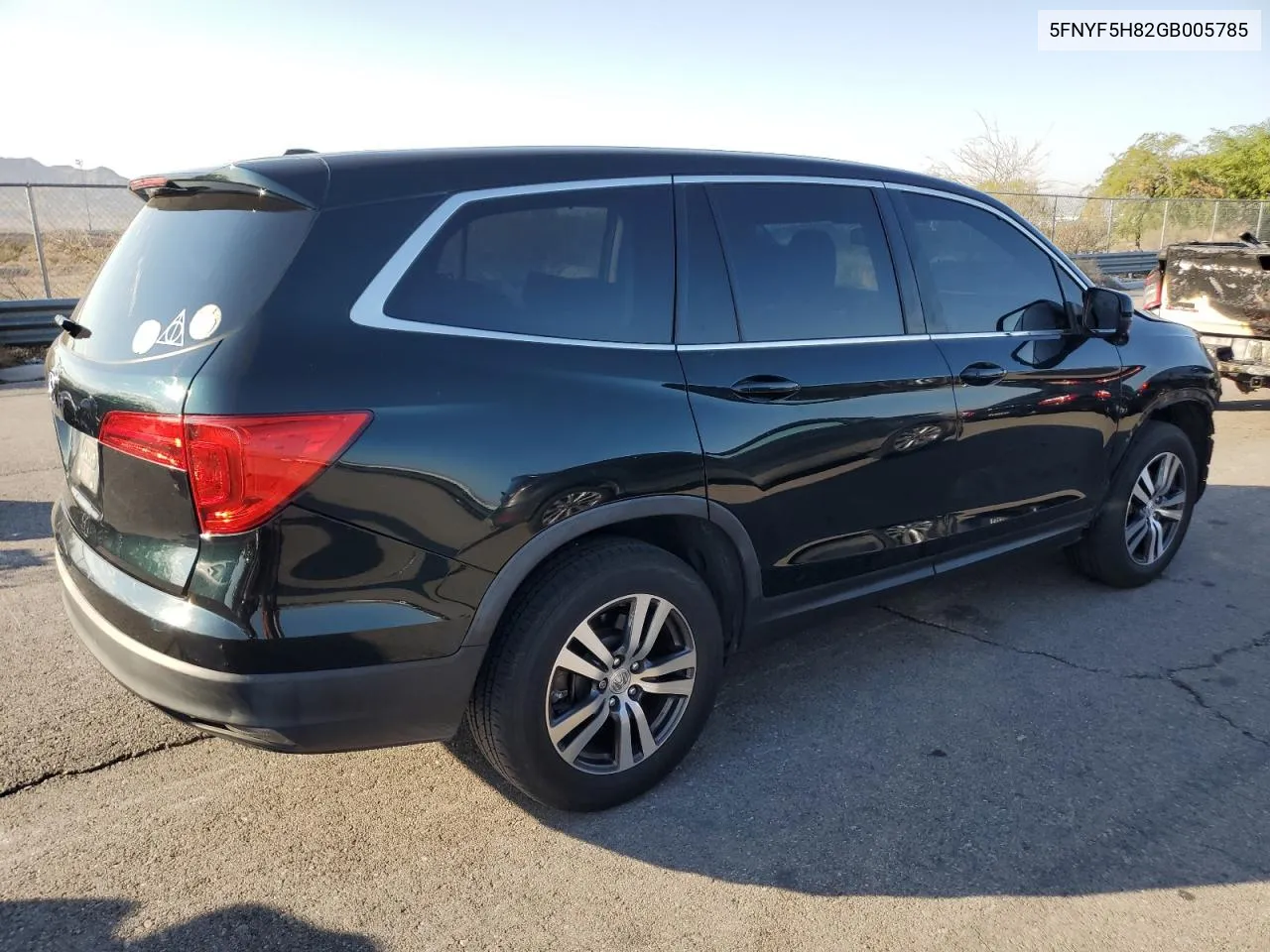 5FNYF5H82GB005785 2016 Honda Pilot Exl