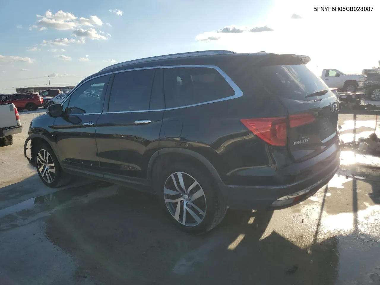 2016 Honda Pilot Elite VIN: 5FNYF6H05GB028087 Lot: 71262324