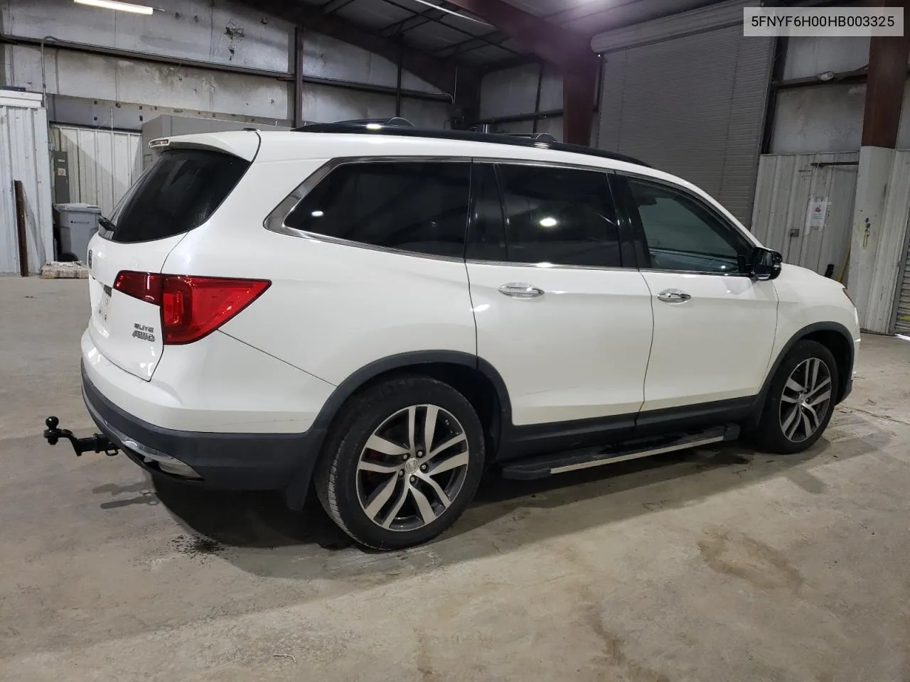 2017 Honda Pilot Elite VIN: 5FNYF6H00HB003325 Lot: 49063474