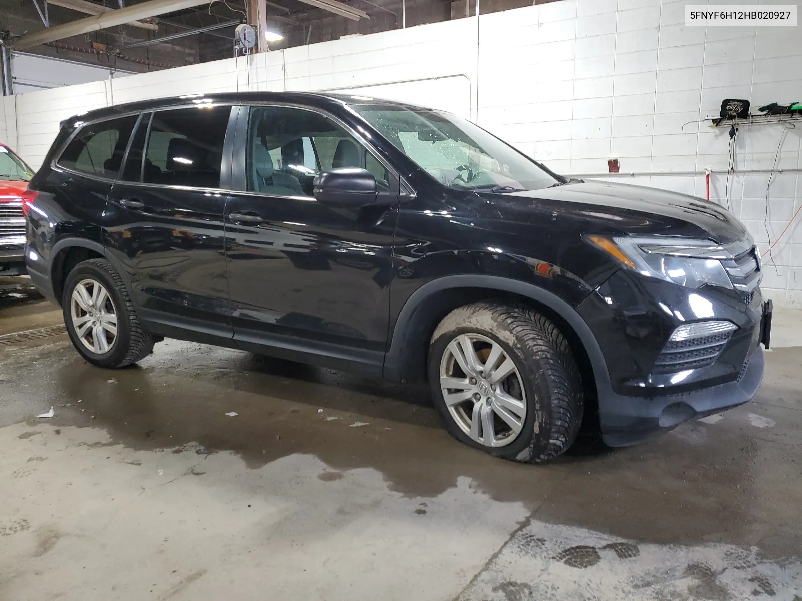 5FNYF6H12HB020927 2017 Honda Pilot Lx