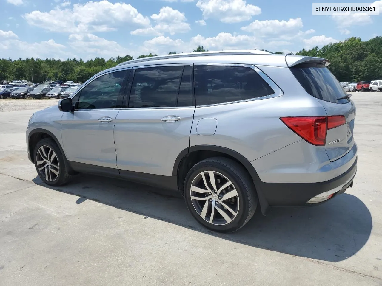 5FNYF6H9XHB006361 2017 Honda Pilot Touring