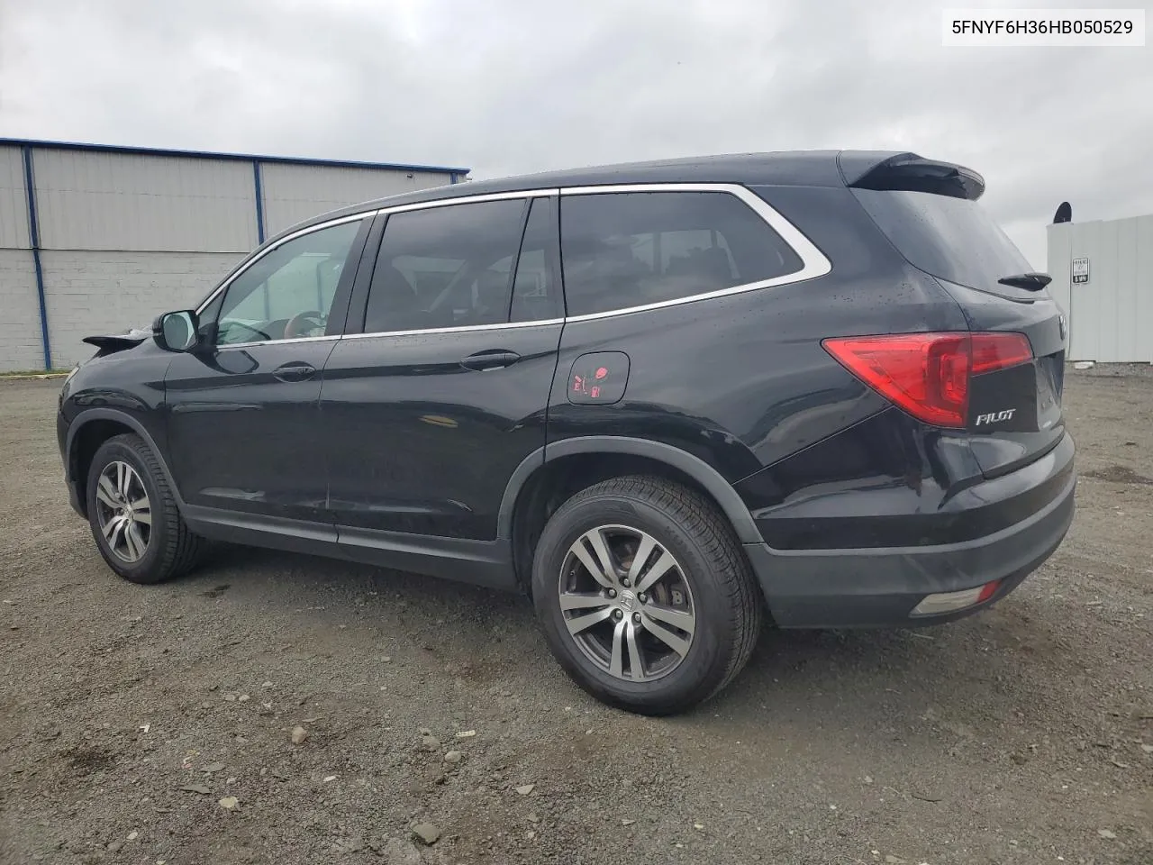 5FNYF6H36HB050529 2017 Honda Pilot Ex