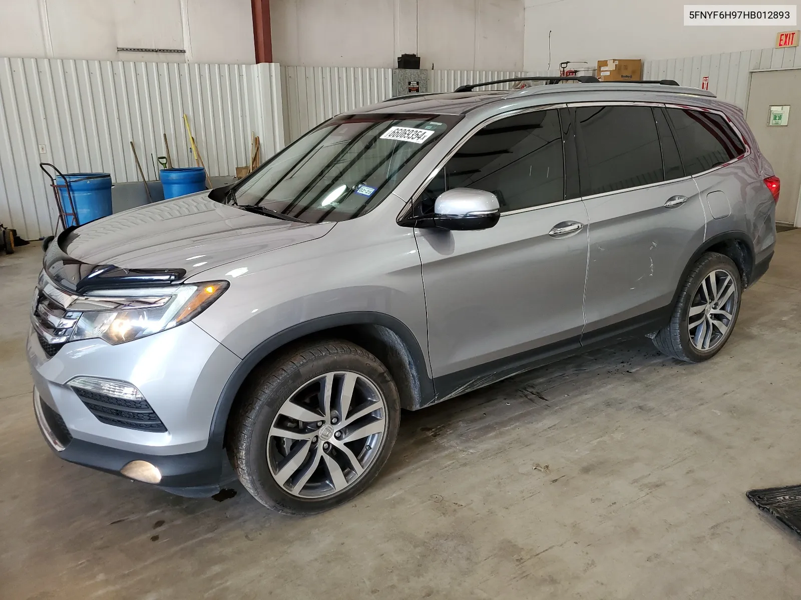 5FNYF6H97HB012893 2017 Honda Pilot Touring