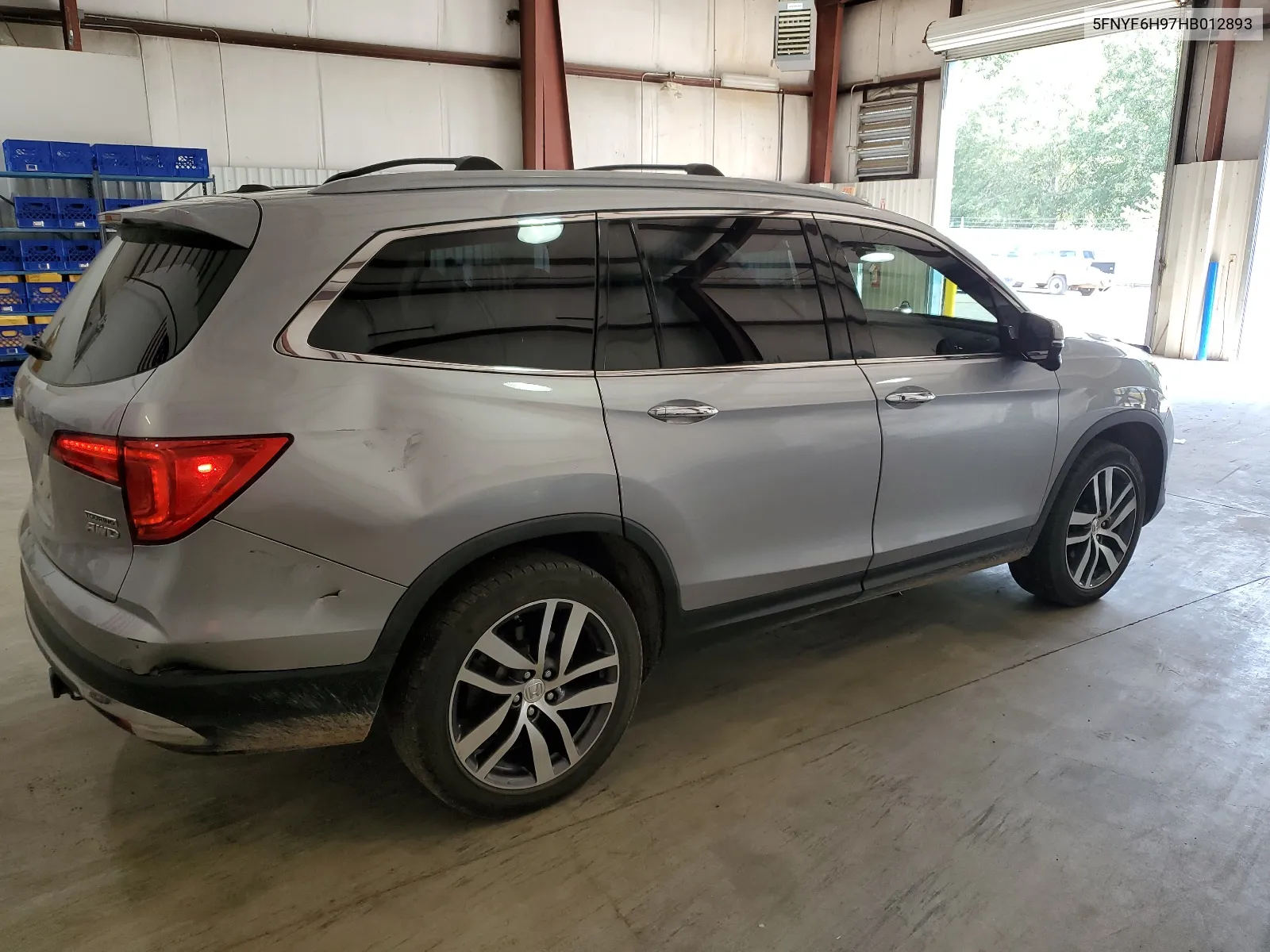 5FNYF6H97HB012893 2017 Honda Pilot Touring