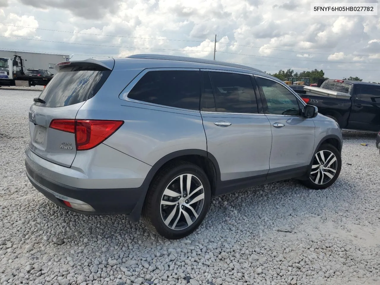 2017 Honda Pilot Elite VIN: 5FNYF6H05HB027782 Lot: 66672114