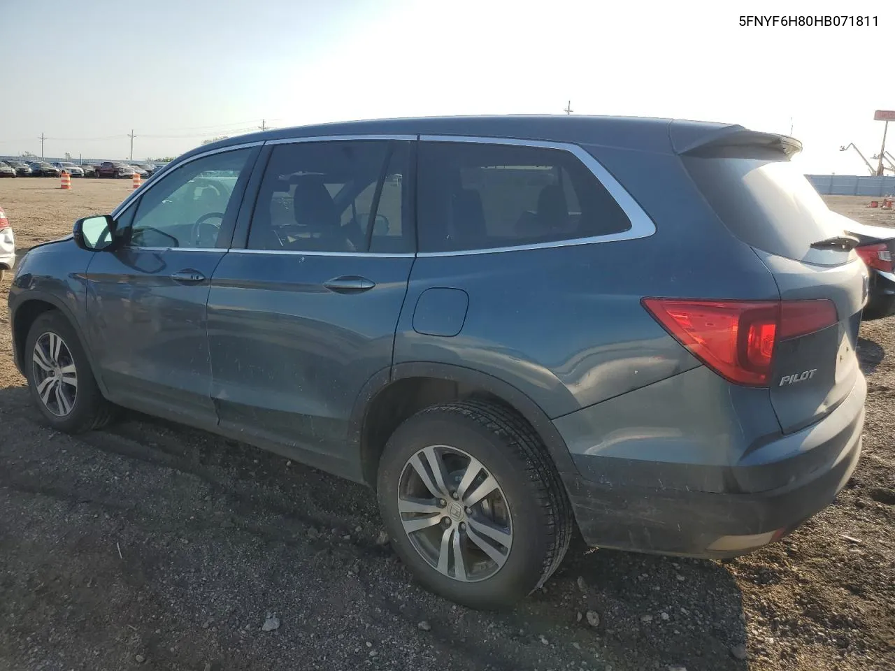 5FNYF6H80HB071811 2017 Honda Pilot Exl