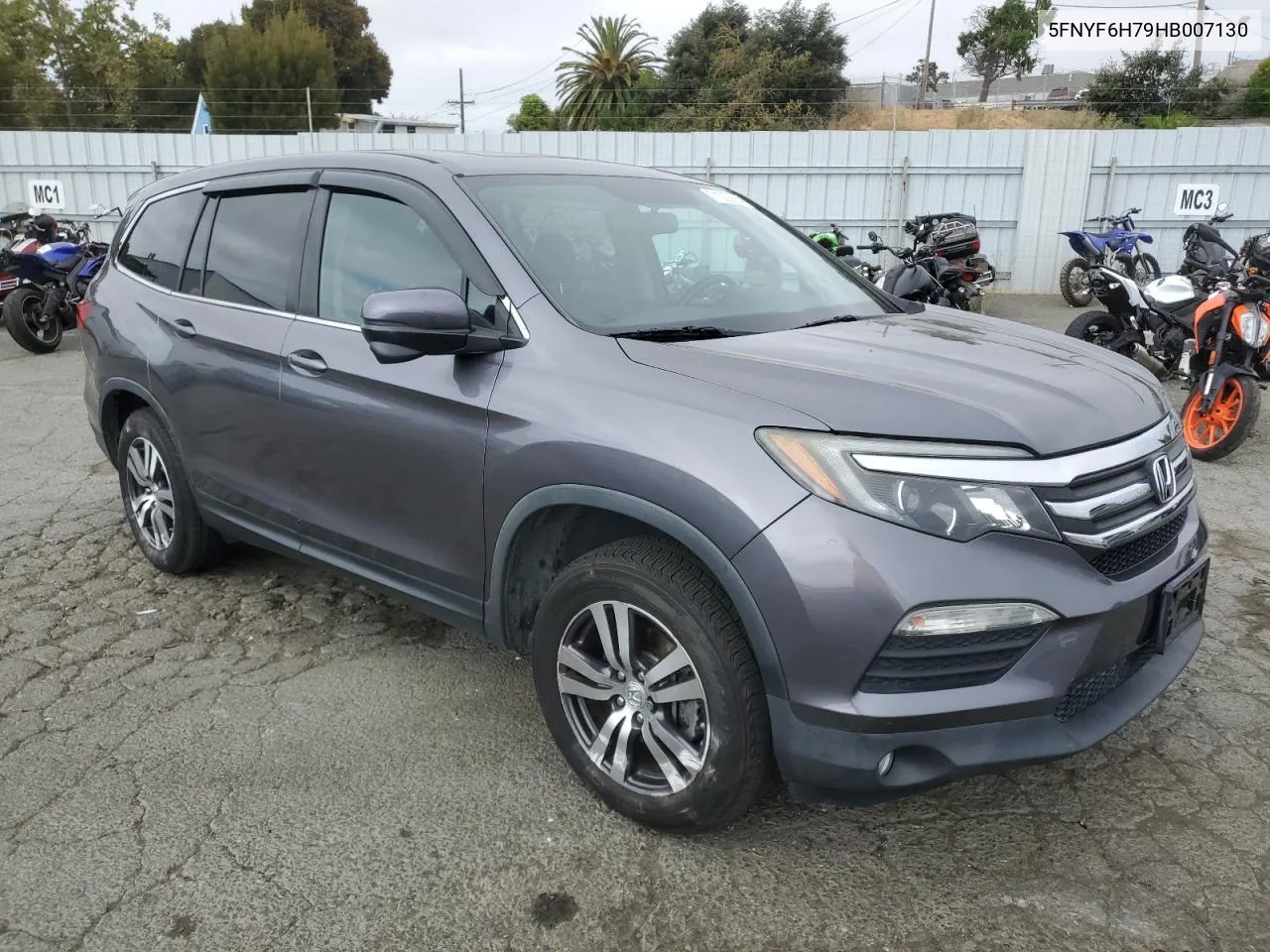 2017 Honda Pilot Exln VIN: 5FNYF6H79HB007130 Lot: 71030664