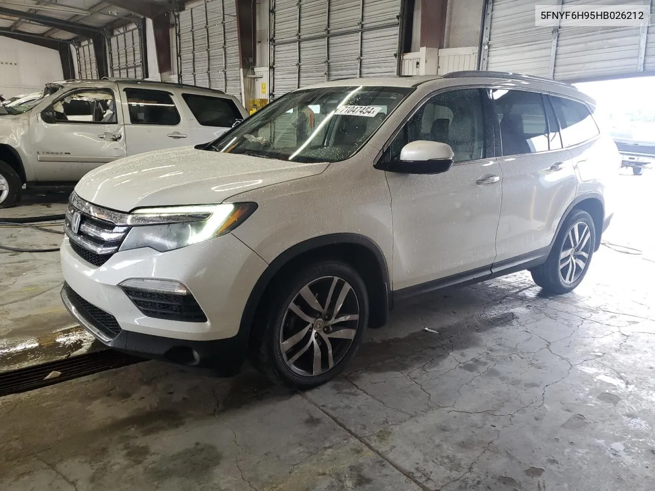 5FNYF6H95HB026212 2017 Honda Pilot Touring