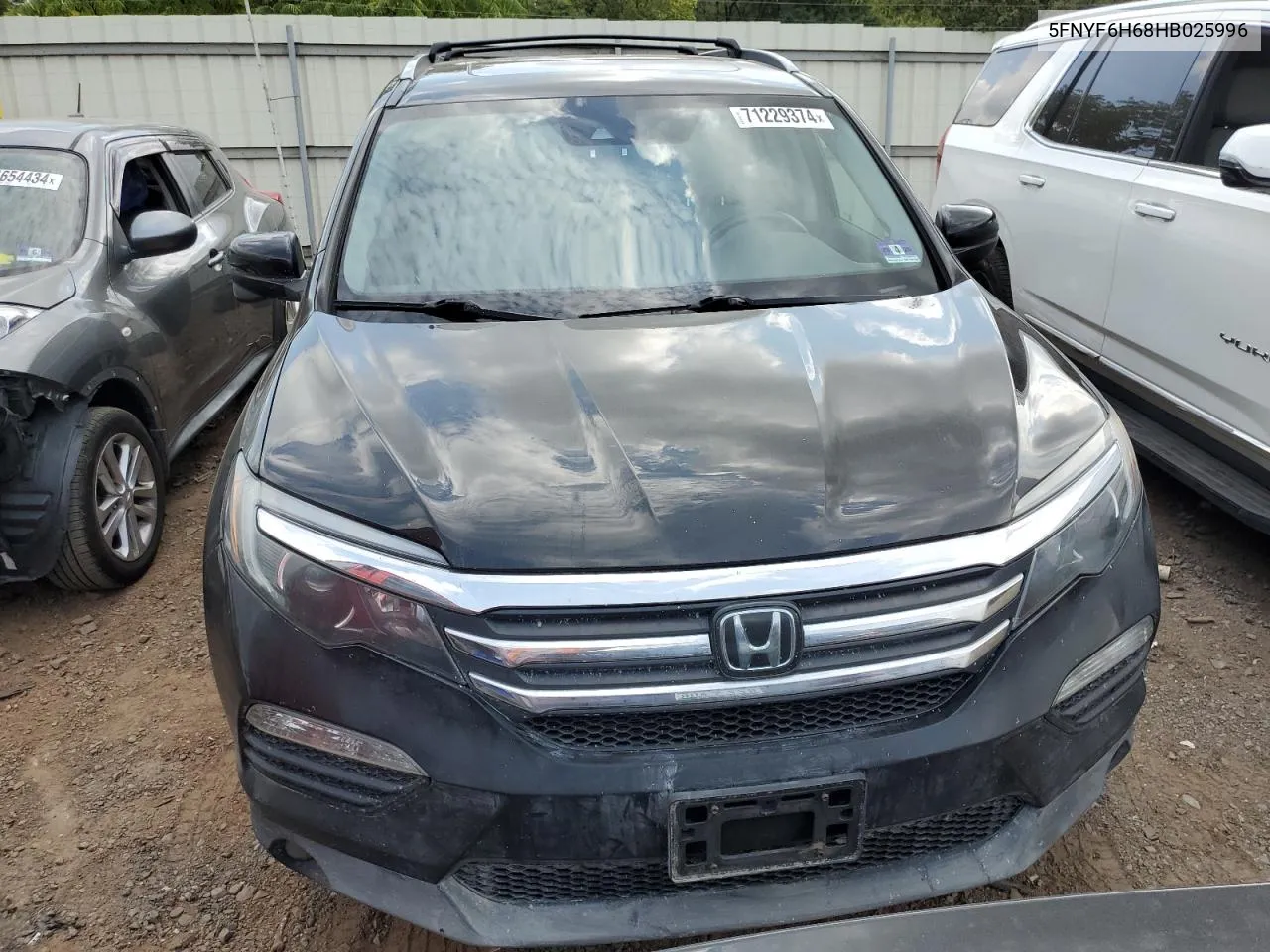 2017 Honda Pilot Exl VIN: 5FNYF6H68HB025996 Lot: 71229374